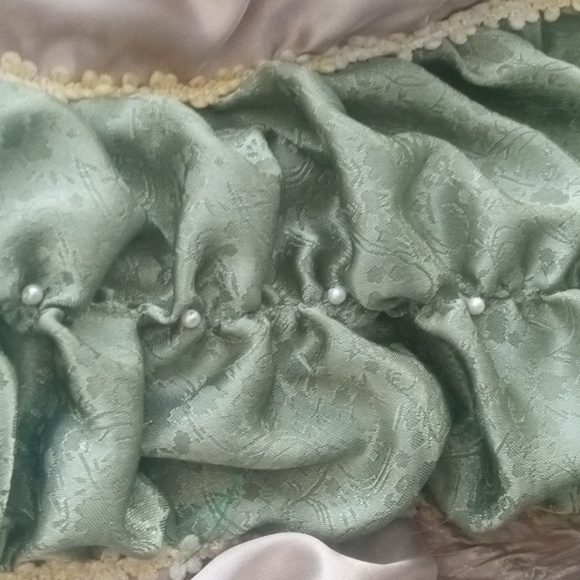 Victorian Porcelain Doll w Box 17" Midwestern Home Products - Picture 6 of 15